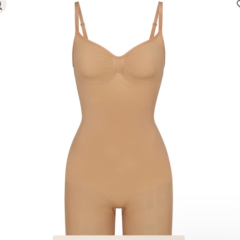 SKIMS SEAMLESS SCULPT MID THIGH BODYSUIT, in the color tan ochre.
